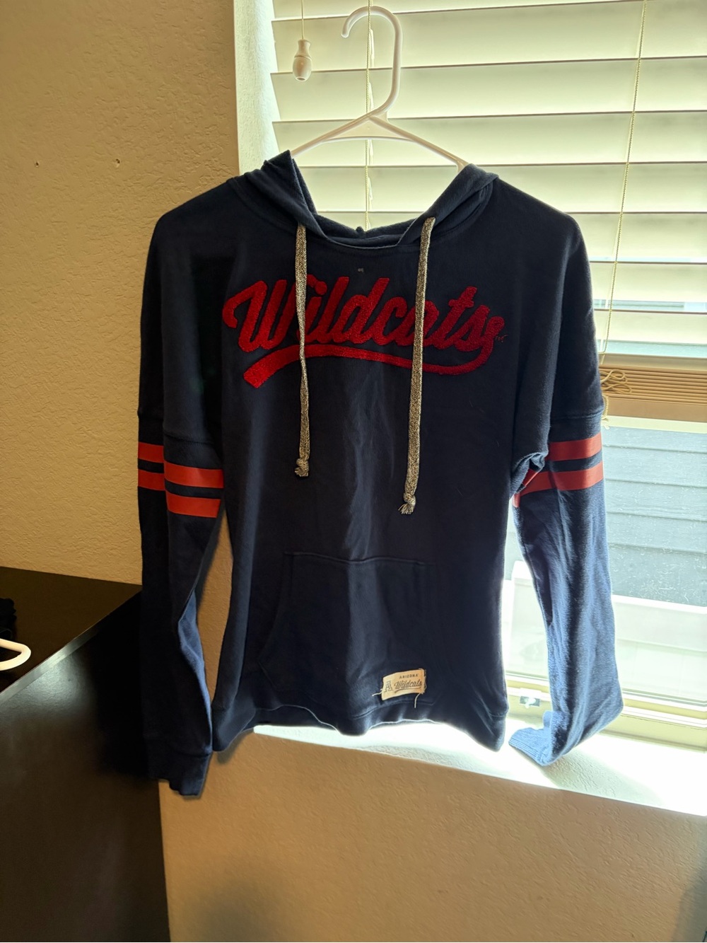 Wildcats Navy Hoodie Sweatshirt for teen - Red Script